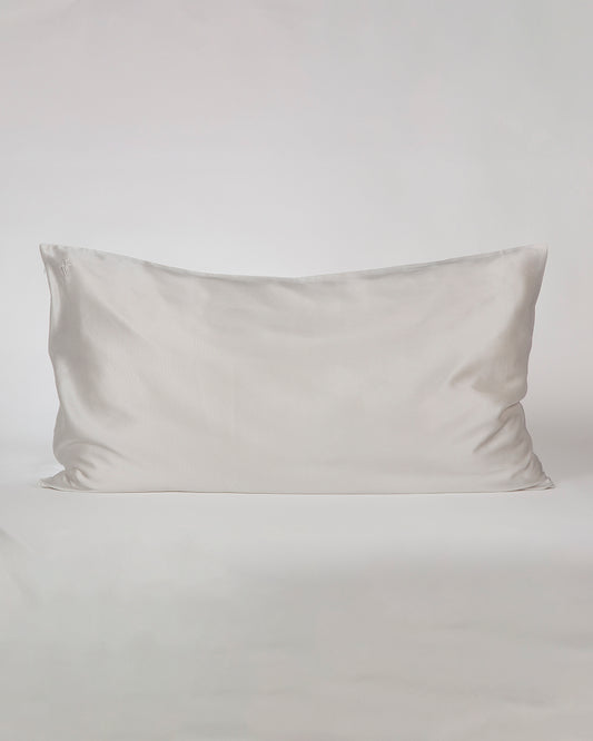 Funda blanca 100% seda 22mm queen